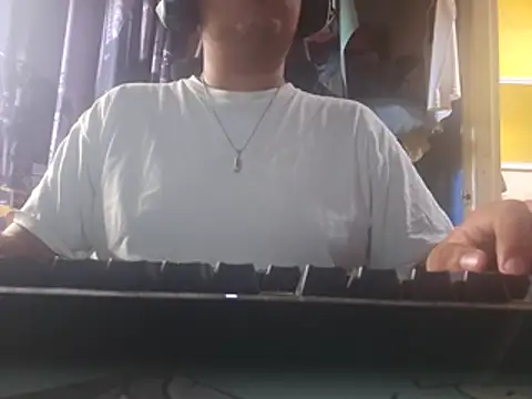 Spine Hot online show from July 28, 2026, 8:23 pm