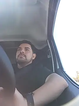 robredoj online show from October 6, 2025, 3:35 pm