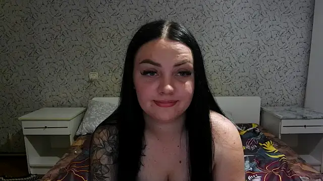 Snapshot of ElsaRay3 chatting on August 1, 2026, 5:00 pm ElsaRay3 online show from August 1, 2026, 5:00 pm