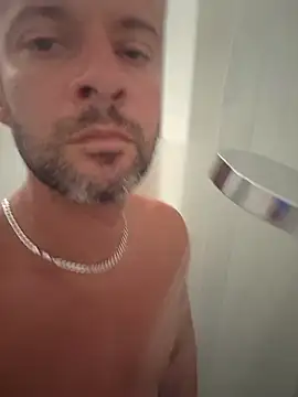 DicaSexMachine online show from August 3, 2026, 4:24 pm