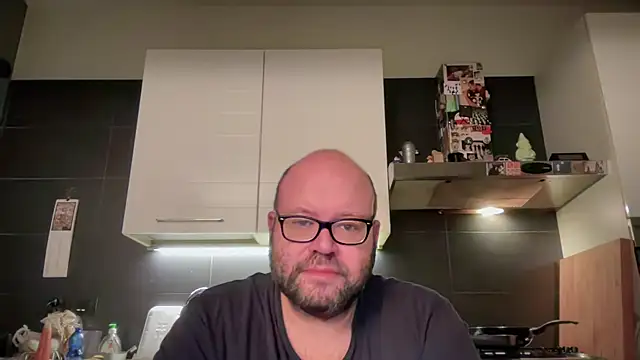 theitalianbear online show from October 16, 2025, 2:31 am