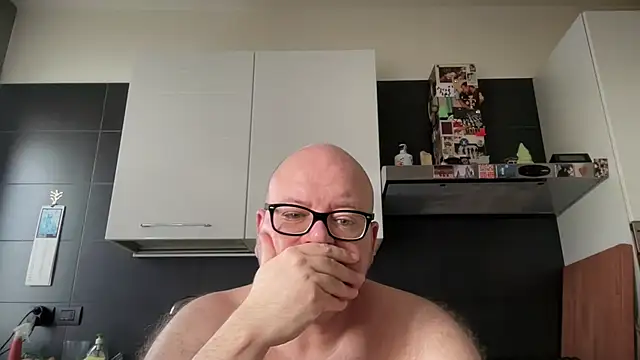 theitalianbear online show from July 21, 2026, 5:09 am