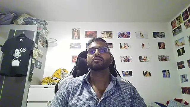 Snapshot of xXxChrisKissxXx chatting on July 28, 2026, 11:26 pm xXxChrisKissxXx online show from July 28, 2026, 11:26 pm