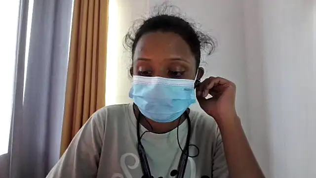 Snapshot of AngelisseRose chatting on July 28, 2026, 11:28 am AngelisseRose online show from July 28, 2026, 11:28 am