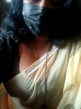 Snapshot of TamilAmmu89 chatting on July 27, 2026, 9:05 am TamilAmmu89 online show from July 27, 2026, 9:05 am