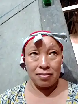 Snapshot of Lidaa-a chatting on August 4, 2026, 7:57 am Lidaa-a online show from August 4, 2026, 7:57 am
