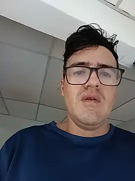 WildMatthew online show from July 30, 2026, 1:54 pm