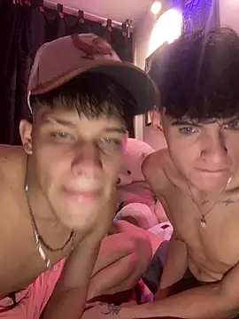 Snapshot of Boys_Eyes chatting on July 30, 2026, 3:05 am Boys Eyes online show from July 30, 2026, 3:05 am