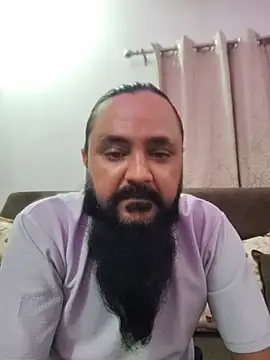 Snapshot of Rriikk83 chatting on August 6, 2026, 5:30 pm Rriikk83 online show from August 6, 2026, 5:30 pm