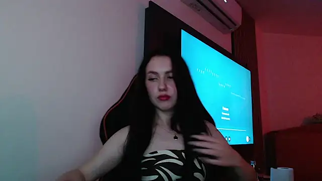 Snapshot of lvyDesire chatting on July 28, 2026, 11:04 pm lvyDesire online show from July 28, 2026, 11:04 pm