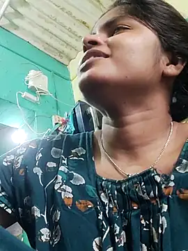 Snapshot of Cuple_masti74 chatting on August 1, 2026, 5:05 am Cuple masti74 online show from August 1, 2026, 5:05 am