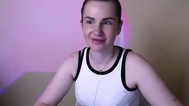 Snapshot of Mias3X3 chatting on July 29, 2026, 2:16 pm Mias3X3 online show from July 29, 2026, 2:16 pm