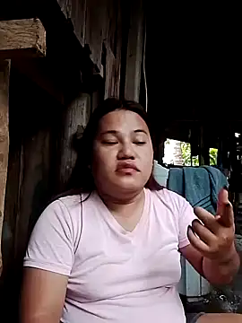 Snapshot of Andrea0414 chatting on January 29, 2025, 12:22 am Andrea0414 online show from January 29, 2025, 12:22 am