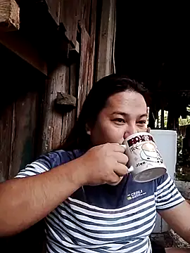 Snapshot of Andrea0414 chatting on March 1, 2025, 10:53 pm Andrea0414 online show from March 1, 2025, 10:53 pm