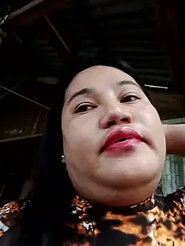 Snapshot of Andrea0414 chatting on October 27, 2025, 11:27 pm Andrea0414 online show from October 27, 2025, 11:27 pm