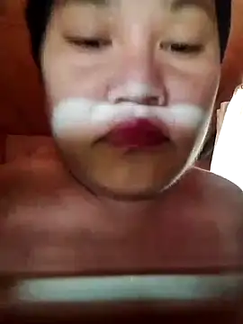 Snapshot of Andrea0414 chatting on March 18, 2025, 1:35 am Andrea0414 online show from March 18, 2025, 1:35 am