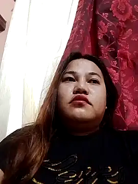 Snapshot of Andrea0414 chatting on January 21, 2025, 1:18 am Andrea0414 online show from January 21, 2025, 1:18 am