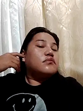 Snapshot of Andrea0414 chatting on October 23, 2025, 10:19 pm Andrea0414 online show from October 23, 2025, 10:19 pm