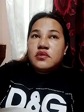 Snapshot of Andrea0414 chatting on March 22, 2025, 10:26 pm Andrea0414 online show from March 22, 2025, 10:26 pm