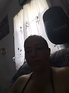 AlexandraLove888 online show from August 6, 2026, 6:41 am