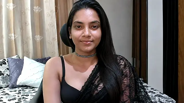 Snapshot of Rishika_mll chatting on July 31, 2026, 10:07 pm Rishika mll online show from July 31, 2026, 10:07 pm