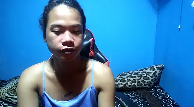 Snapshot of venustheg0ddess chatting on March 17, 2025, 12:25 pm venustheg0ddess online show from March 17, 2025, 12:25 pm