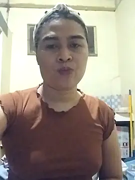 Snapshot of darmea chatting on February 17, 2026, 3:42 pm darmea online show from February 17, 2026, 3:42 pm