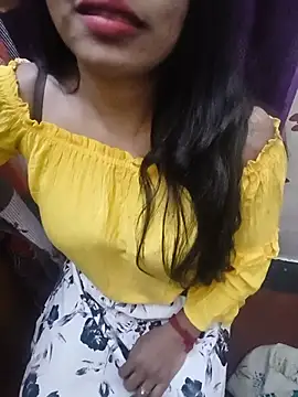 Snapshot of Cute_leeza chatting on August 7, 2026, 5:41 pm Cute leeza online show from August 7, 2026, 5:41 pm
