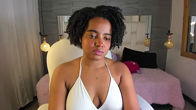 Snapshot of Sofi_Skype chatting on August 4, 2026, 2:54 pm Sofi Skype online show from August 4, 2026, 2:54 pm