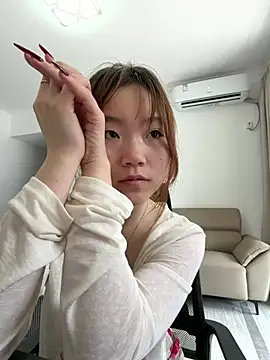 Snapshot of Anna-006 chatting on August 7, 2026, 6:52 am Anna-006 online show from August 7, 2026, 6:52 am
