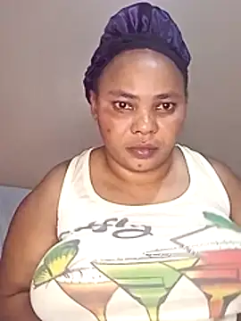 Snapshot of africanqueen123 chatting on August 6, 2026, 9:54 pm africanqueen123 online show from August 6, 2026, 9:54 pm