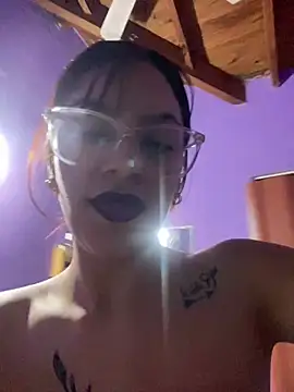Miaperezz19 online show from August 8, 2026, 5:58 am