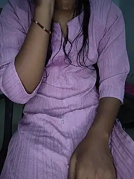 Snapshot of RASHMI_Lave chatting on August 9, 2026, 2:08 am RASHMI Lave online show from August 9, 2026, 2:08 am