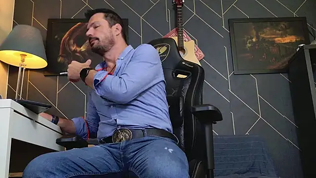 ChrisKox online show from November 1, 2025, 6:08 am