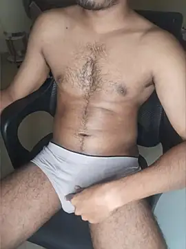 Snapshot of hairy_TWINK_ chatting on February 25, 2026, 11:43 am hairy TWINK online show from February 25, 2026, 11:43 am