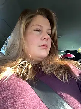 Snapshot of BootyLola chatting on November 5, 2025, 8:39 am BootyLola online show from November 5, 2025, 8:39 am