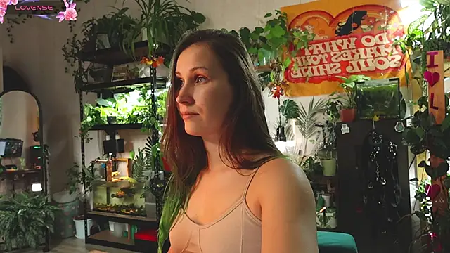 Dead Butterfly online show from October 28, 2025, 10:36 am