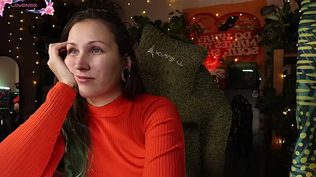 Dead Butterfly online show from October 21, 2025, 2:44 am