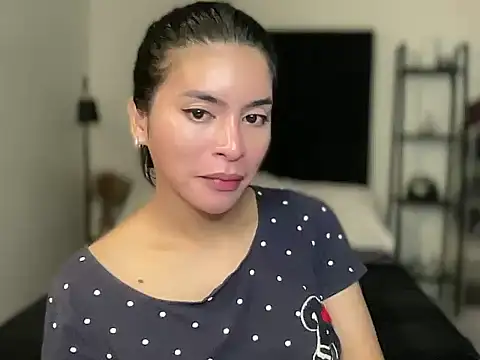 Snapshot of your_bianca69 chatting on December 22, 2025, 11:05 pm your bianca69 online show from December 22, 2025, 11:05 pm