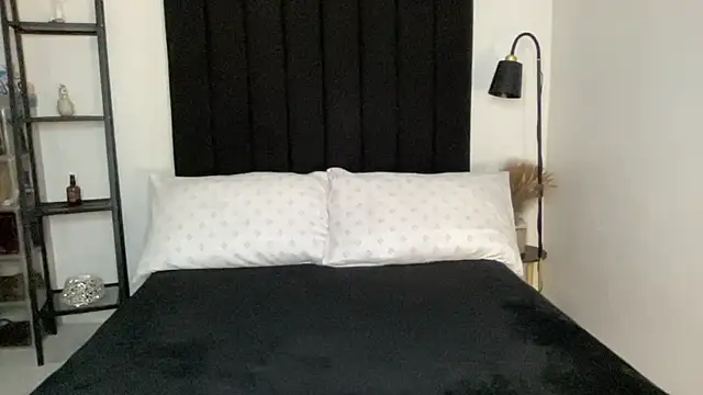 Snapshot of your_bianca69 chatting on February 15, 2026, 7:51 am your bianca69 online show from February 15, 2026, 7:51 am