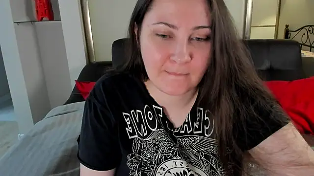 Snapshot of MarySwon chatting on March 18, 2025, 8:26 pm MarySwon online show from March 18, 2025, 8:26 pm