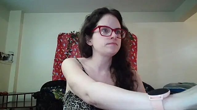 Snapshot of JessaBella chatting on January 6, 2025, 4:02 pm JessaBella online show from January 6, 2025, 4:02 pm