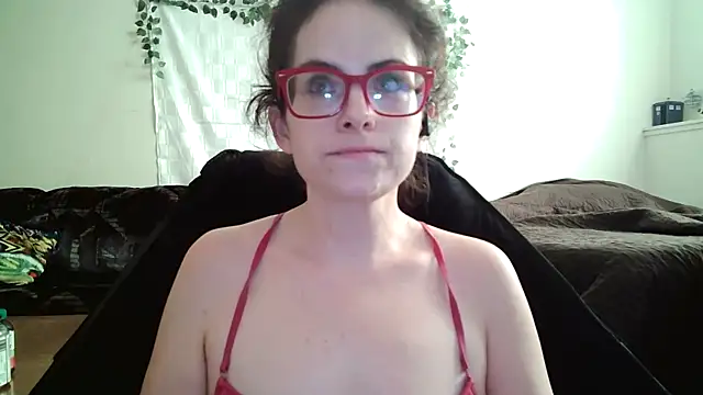 Snapshot of JessaBella chatting on November 4, 2025, 3:38 pm JessaBella online show from November 4, 2025, 3:38 pm