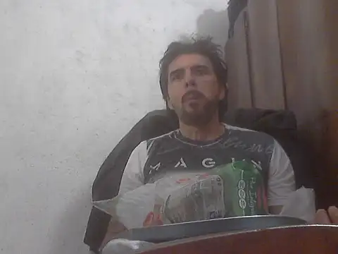 Snapshot of el_principe_hot chatting on October 2, 2025, 1:09 am el principe hot online show from October 2, 2025, 1:09 am