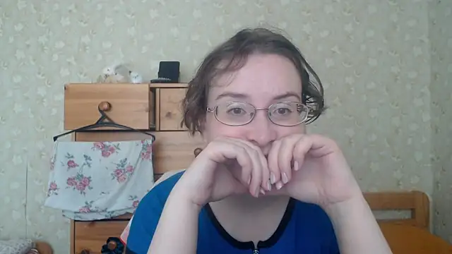 Smart Rose online show from April 10, 2026, 12:34 pm