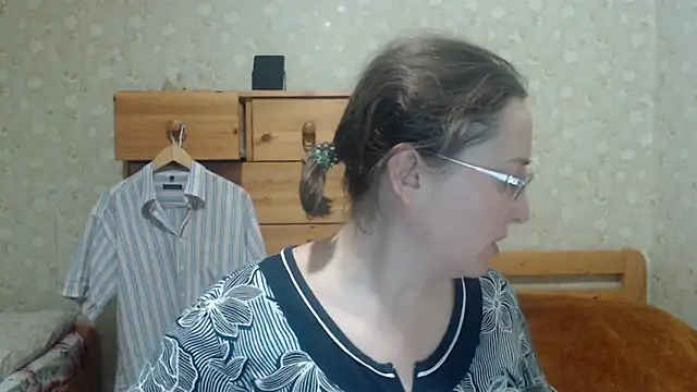 Smart Rose online show from December 20, 2025, 3:37 pm