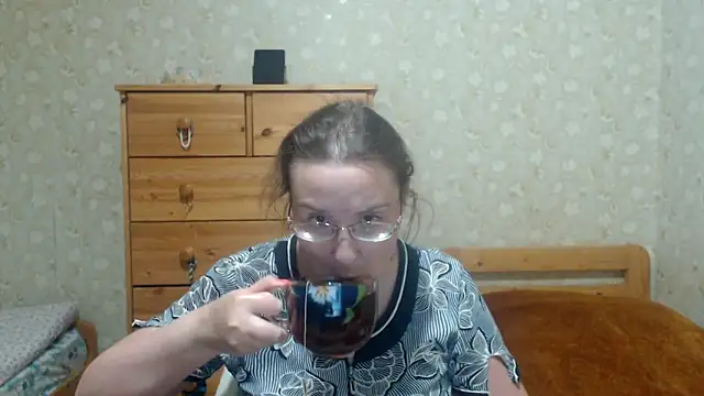 Snapshot of Smart_Rose chatting on December 14, 2025, 4:56 pm Smart Rose online show from December 14, 2025, 4:56 pm