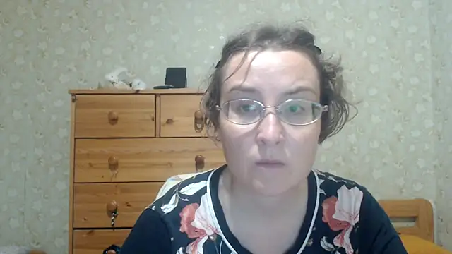 Snapshot of Smart_Rose chatting on May 23, 2026, 5:34 pm Smart Rose online show from May 23, 2026, 5:34 pm