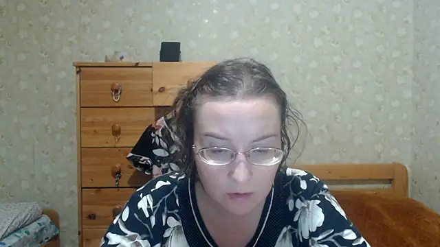 Snapshot of Smart_Rose chatting on November 10, 2025, 4:23 pm Smart Rose online show from November 10, 2025, 4:23 pm