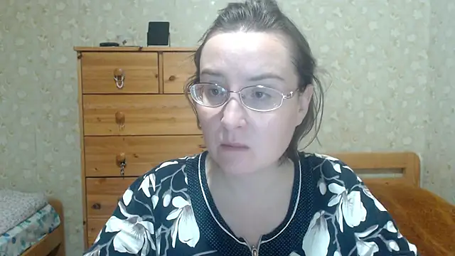 Snapshot of Smart_Rose chatting on November 13, 2025, 4:00 pm Smart Rose online show from November 13, 2025, 4:00 pm